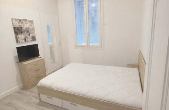Appartement Istres 2 pièce(s) Avec Terrasse et Beau JARDIN — photo 5