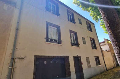Maison 6 pièces 1080 €