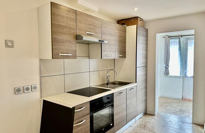 MAR VIVO - 10 MINUTES A PIED DES PLAGES ET COMMERCES A PROXIMITE IMMEDIATE  - 4  pièces  80 m2 - CAVE - GARAGE — photo 4