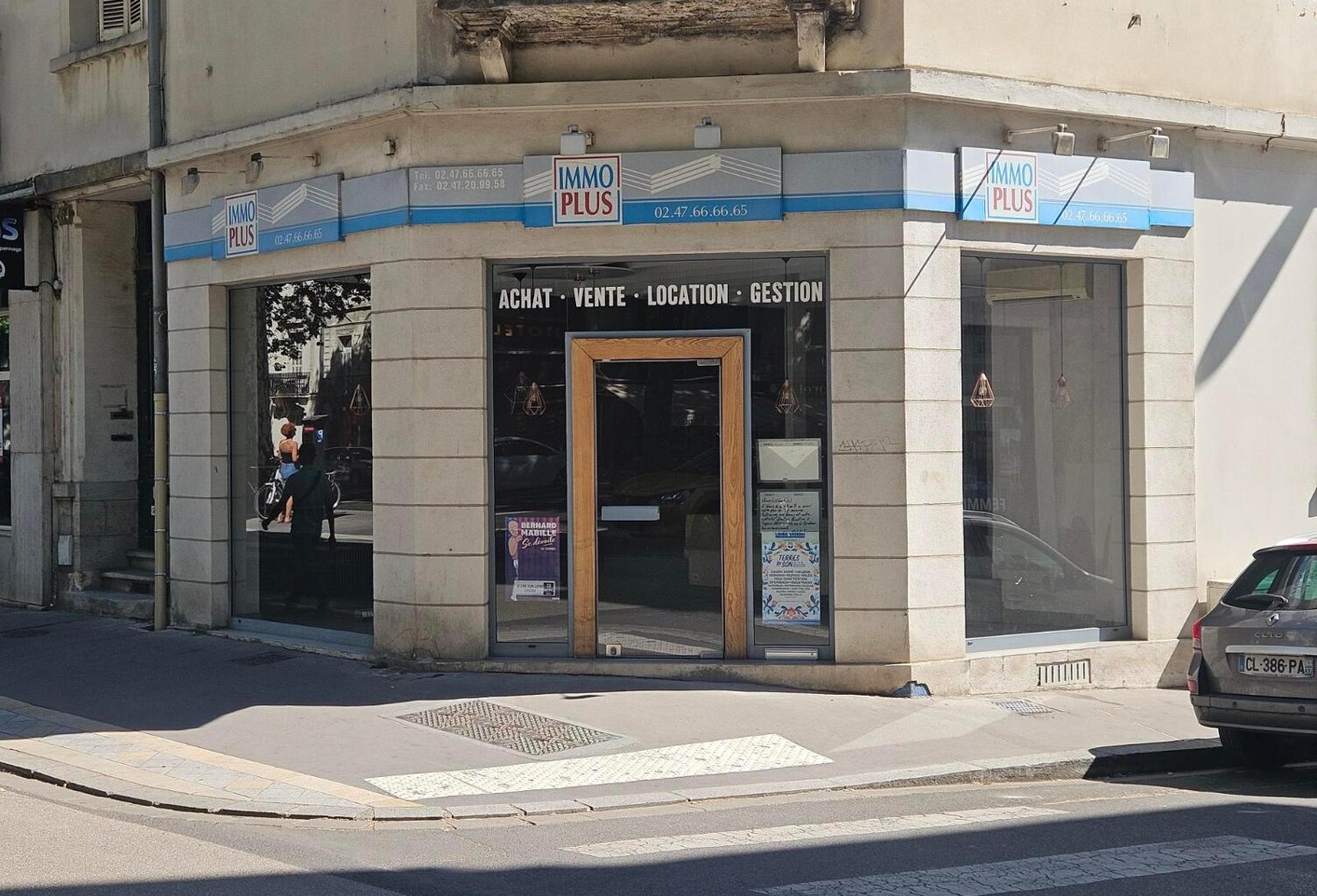 Location commerce  40 m² à Tours (37000) — photo 1