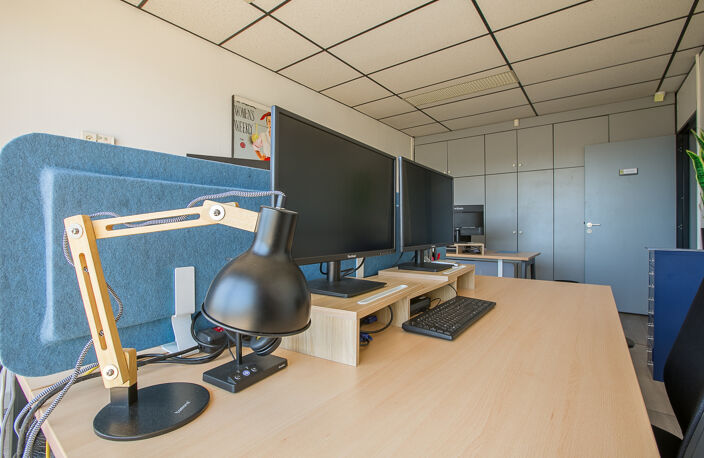 EXCLUSIVITE - Bureaux 47m2 avec terrasse garage, parking et — photo 4
