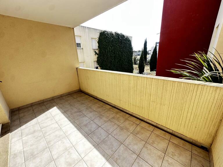 type 2  calme 40m2, avec balcon et garage. — photo 1