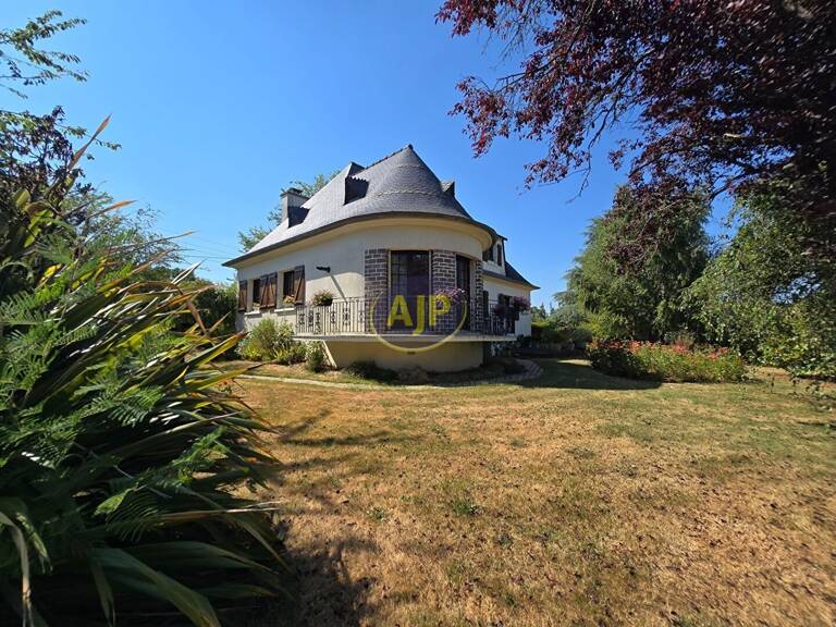 Maison Grand-Fougeray 6 pièces 153 m² - 2356 m² Terrain — photo 1