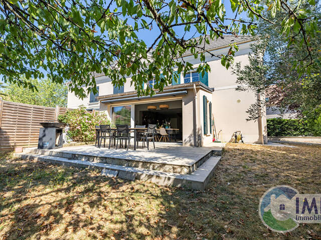 Maison Ballainvilliers 6 pièce(s) 121 m2 — photo du bien