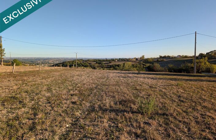 Terrain constructible dans un environnement calme — photo 2