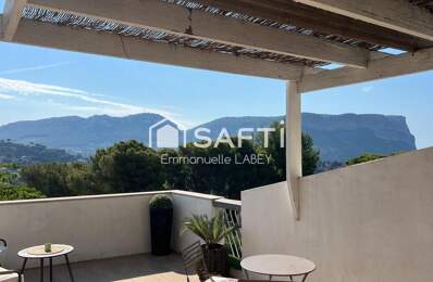 Une adresse au cœur de Cassis, où tout se rejoint, la mer, le village et l'art de vivre. — photo du bien