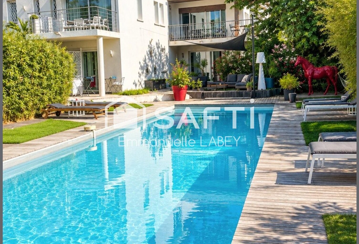 Une adresse au cœur de Cassis, où tout se rejoint, la mer, le village et l'art de vivre. — photo 1