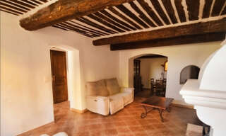 Maison 5 Pièces 121 m² à louer à Saint-Cézaire-sur-Siagne (06530)