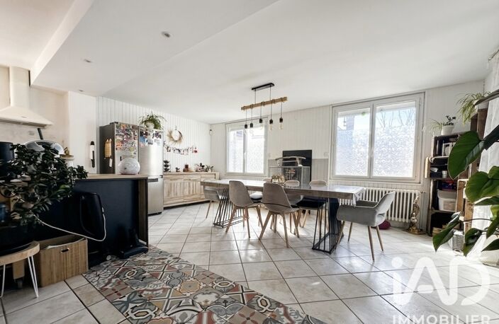 Vente Maison/villa 5 pièces — photo 2