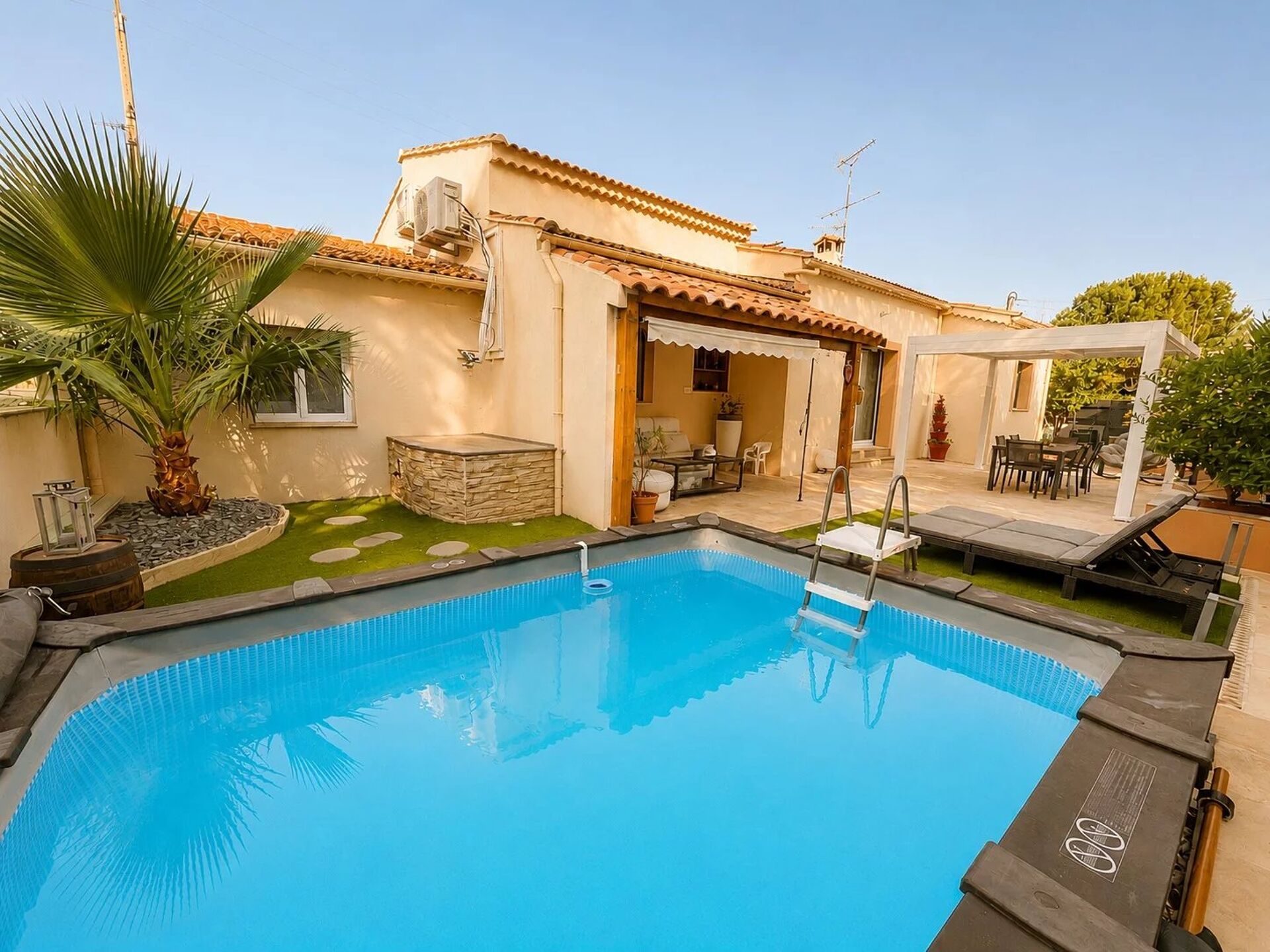 Maison 4 pièces 107 m² · à Le Luc · 107 m² · 399 000 €