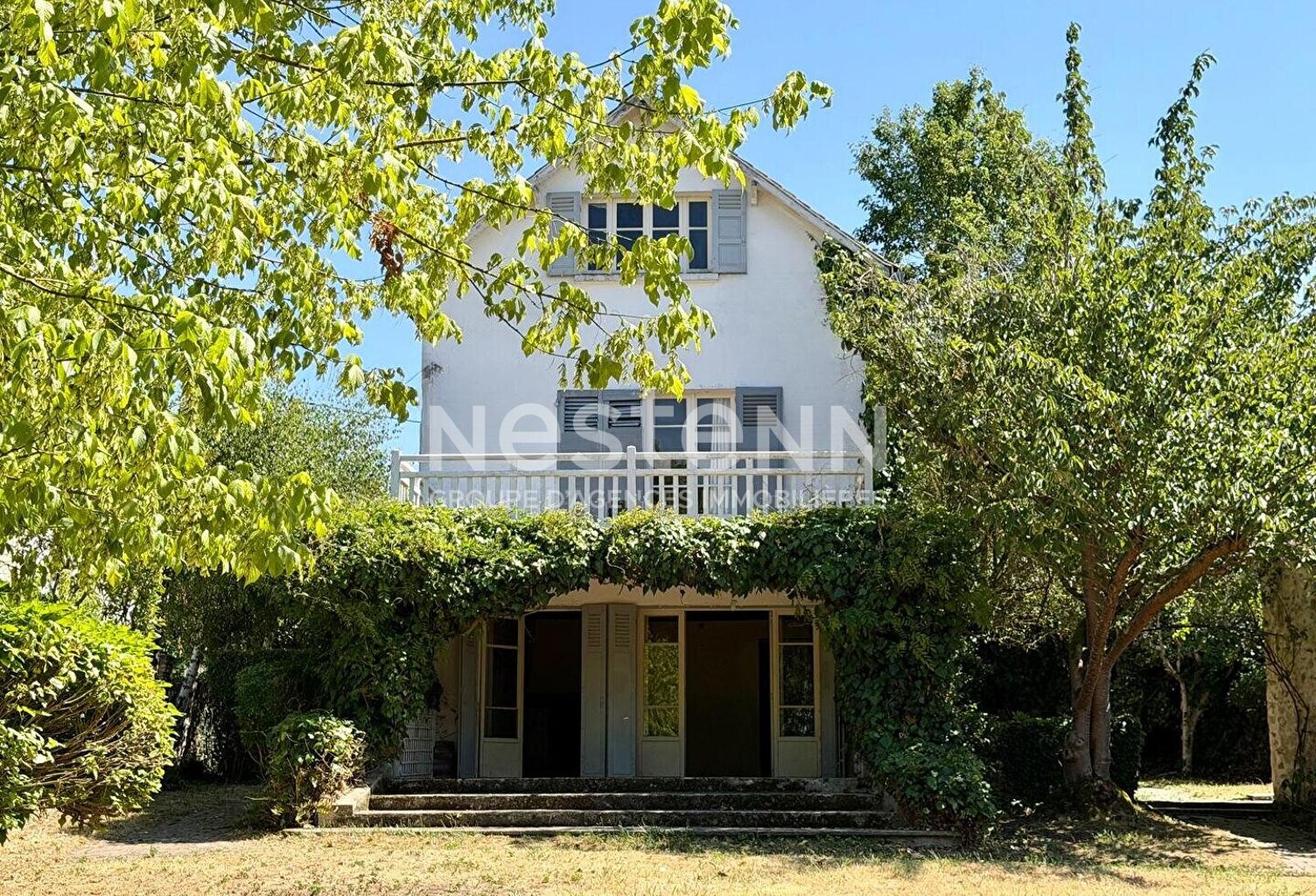 Propriété familiale de caractère à vendre sur la commune de Nerville-la-Forêt - 200m², 6 chambres — photo 1
