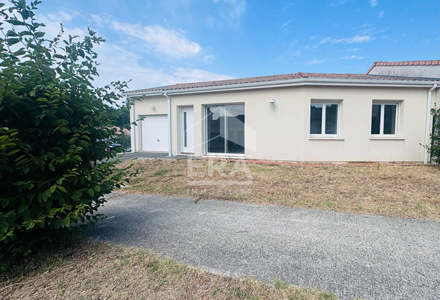 Maison  3 chambres et garage 239 800  — photo 1