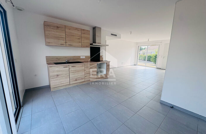 Maison  3 chambres et garage 239 800  — photo 2
