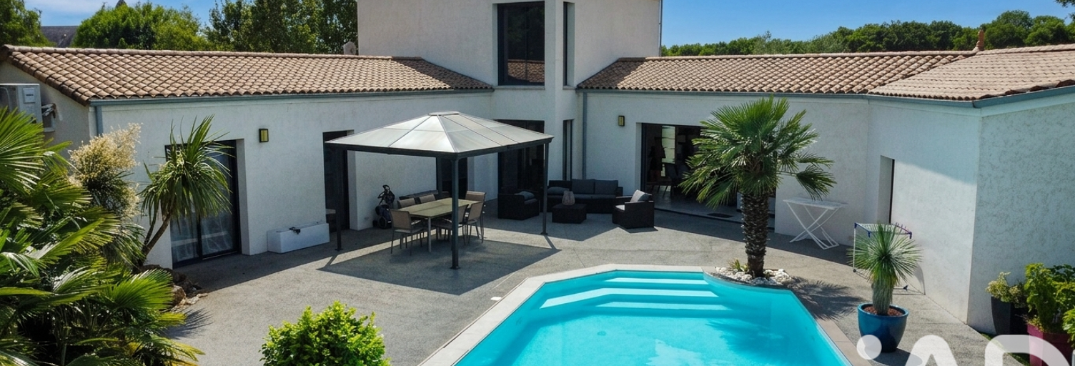 Maison 6 Pièces 170 m² à vendre à Germond-Rouvre (79220)
