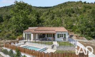 Maison 5 Pièces 94 m² à vendre à Castellane (04120)