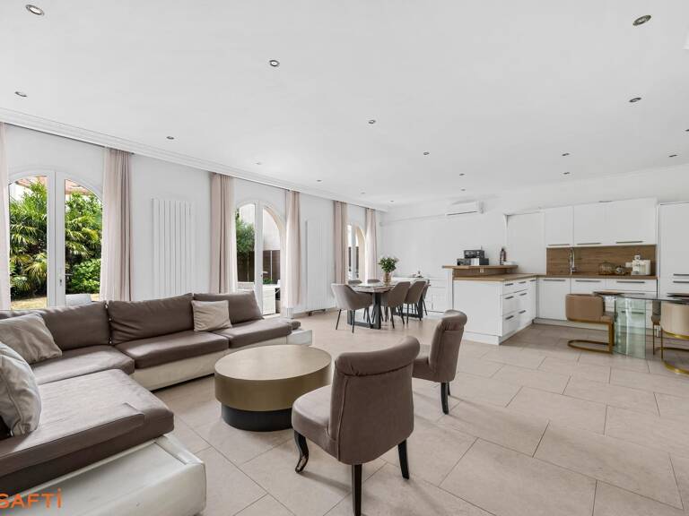 MAISON FAMILIALE 6 CHAMBRES ET BEAU JARDIN — photo 1