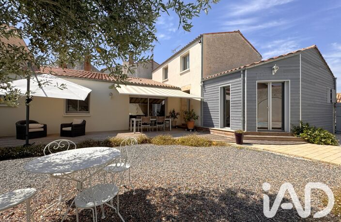 Vente Maison/villa 6 pièces — photo 2