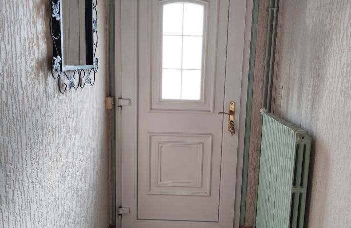 Vente Maison/villa 6 pièces — photo 2