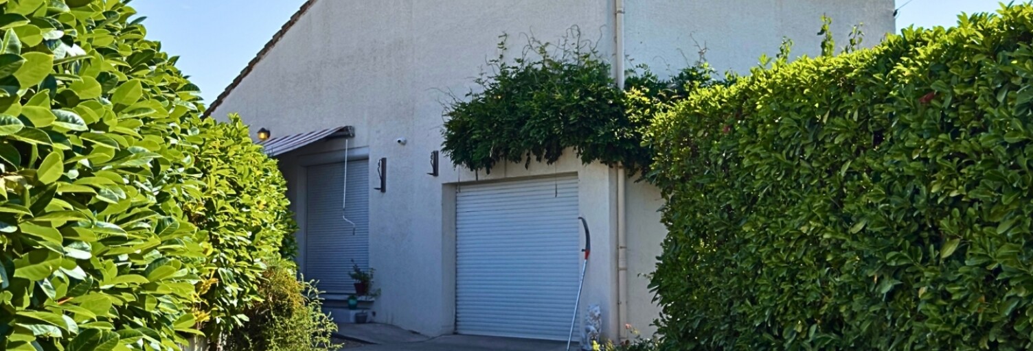 Maison 5 Pièces 137 m² à vendre à Saint-Gilles (30800)