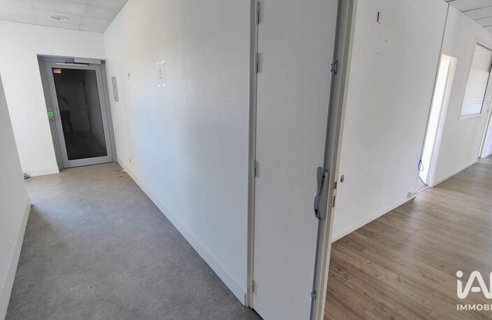 Location Bureaux 365 m&sup2; — photo 4