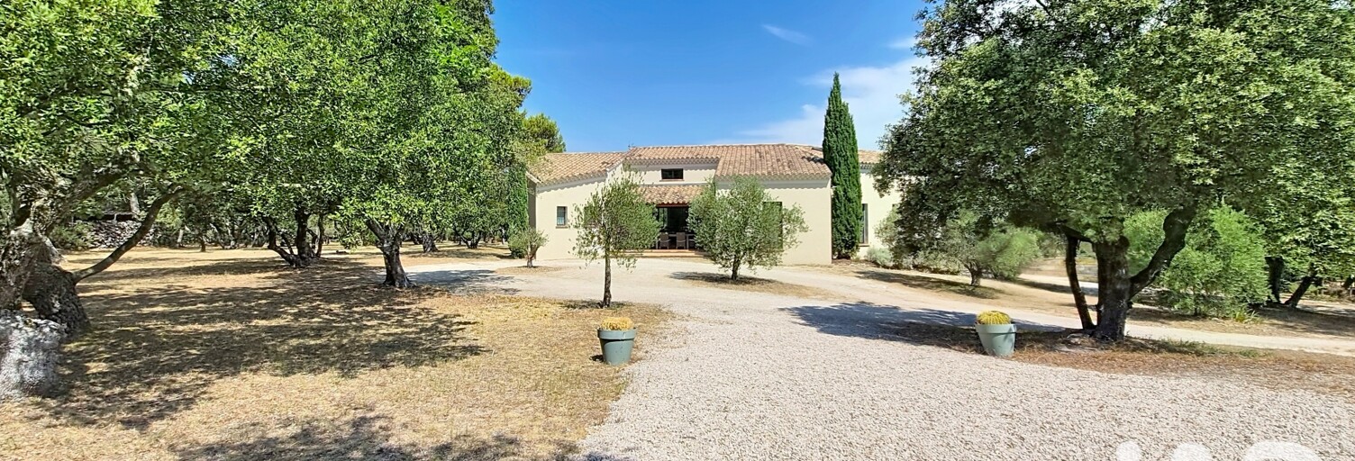 Maison 8 Pièces 250 m² à vendre à Venasque (84210)