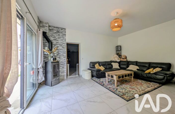 Vente Maison traditionnelle 7 pièces — photo 2
