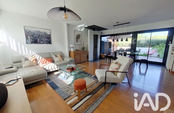 Vente Maison/villa 5 pièces — photo 2