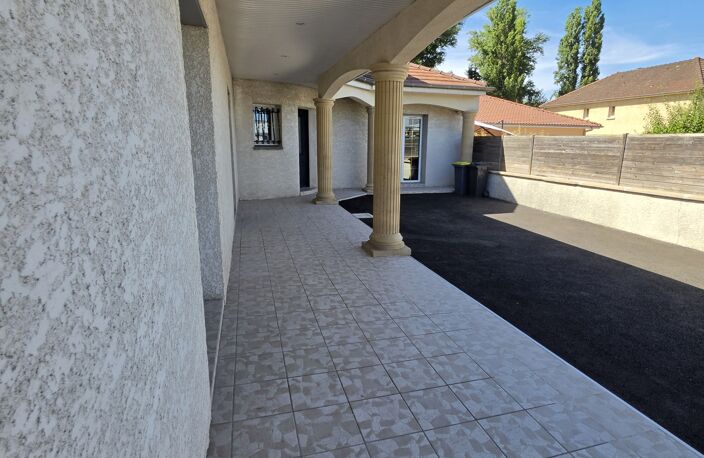 Vente Maison/villa 7 pièces — photo 3