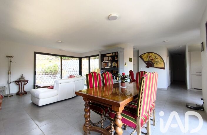 Vente Maison/villa 4 pièces — photo 3