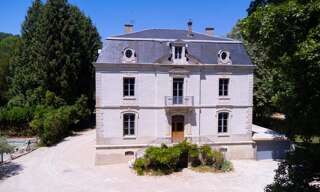 Maison 14 Pièces 360 m² à vendre à Neuville-sur-Ain (01160)