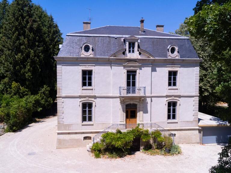 Maison de Maître de 360 m2sur plus de 13000m2 de terrain — photo 1