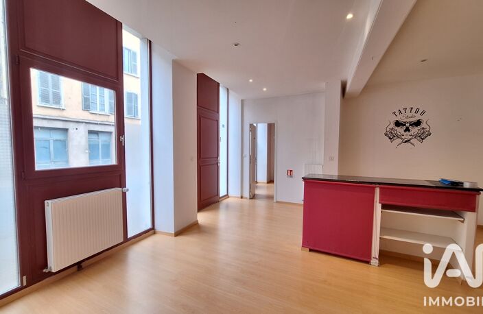 Vente Boutique/Local commercial 100 m&sup2; — photo 3