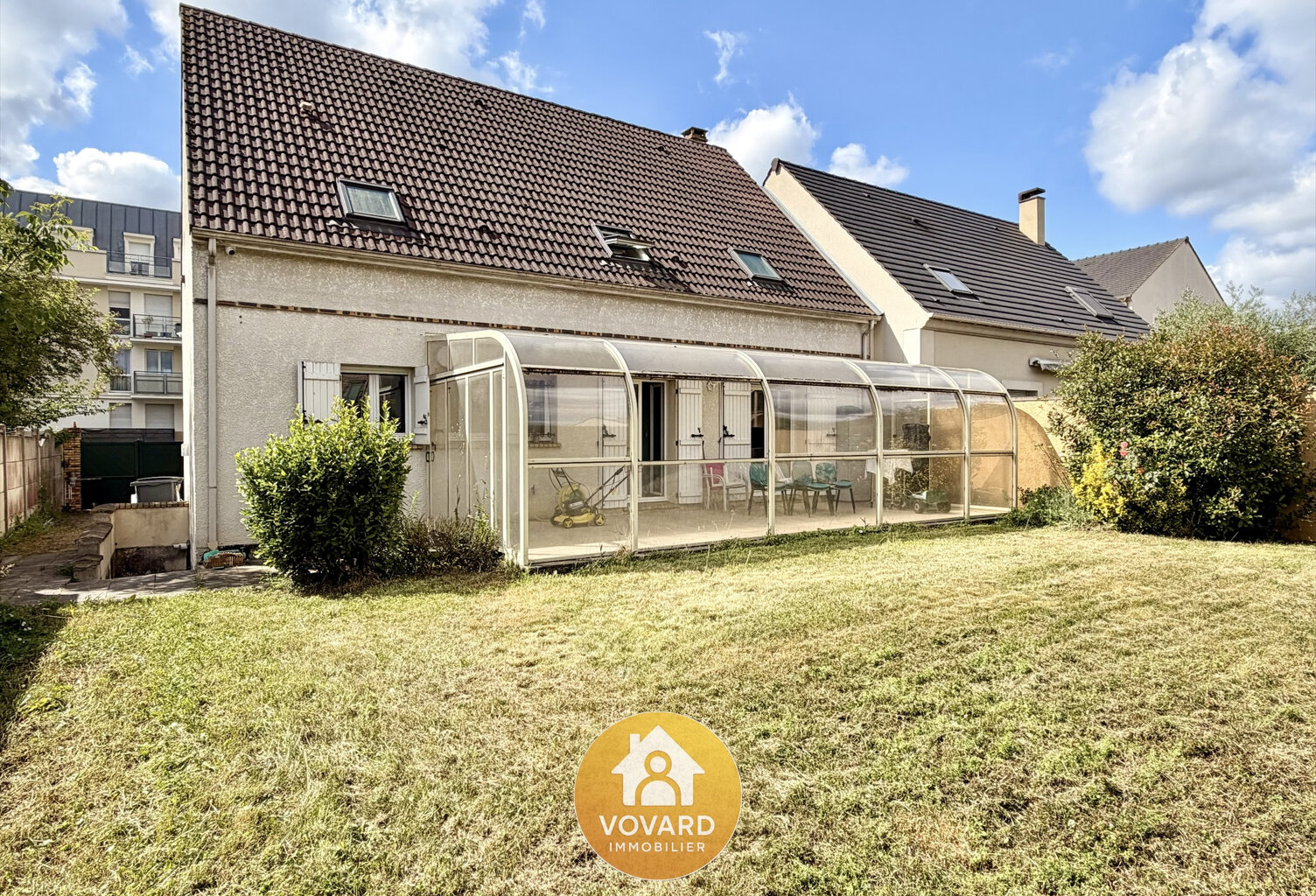 Maison F8   6 chambres   à 2 pas de la gare — photo 1