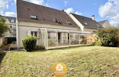 Maison F8   6 chambres   à 2 pas de la gare — photo du bien