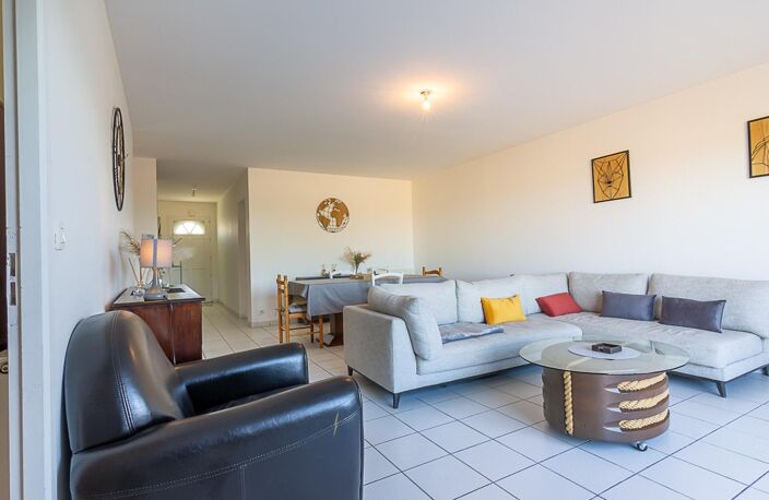 Maison à vendre à Saint-André-de-Cubzac  3 chambres, jardin, garage, proche centre-ville et gare — photo 4
