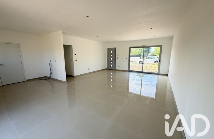 Vente Maison/villa 4 pièces — photo 3