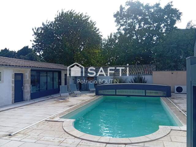 PAVILLON 4 CHAMBRES + BUREAU AVEC JARDIN, DOUBLE GARAGE ET PISCINE A LA CRECHE ! — photo du bien