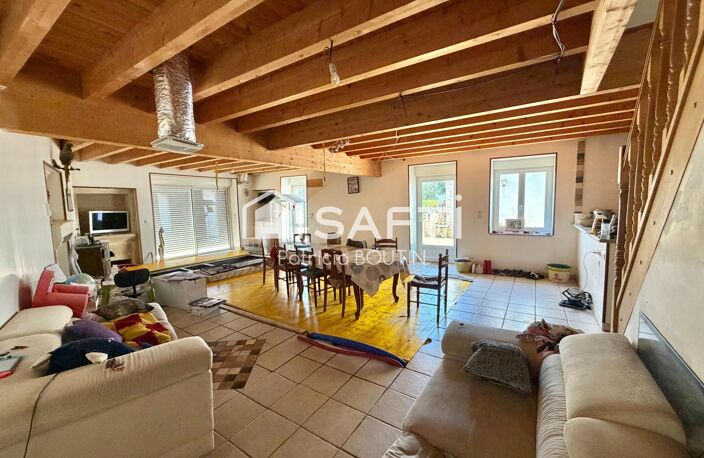 PAVILLON 4 CHAMBRES + BUREAU AVEC JARDIN, DOUBLE GARAGE ET PISCINE A LA CRECHE ! — photo 2