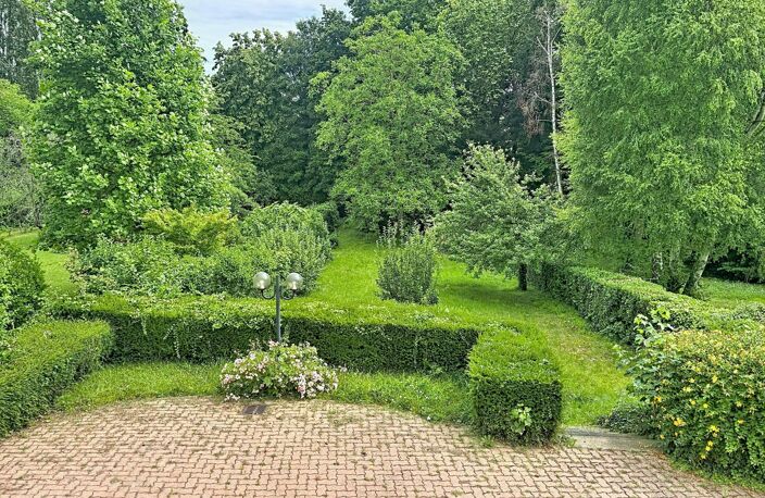 MAISON FAMILIALE AVEC GRAND JARDIN ET SOUS-SOL TOTAL — photo 2