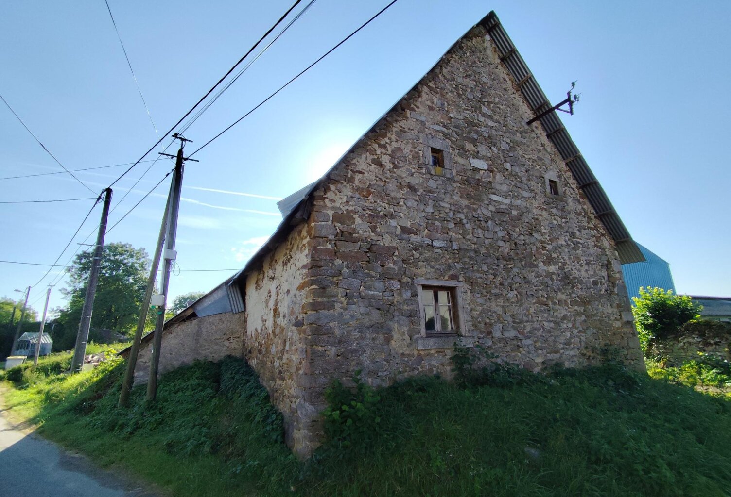 Ancienne maison en pierre — photo 1