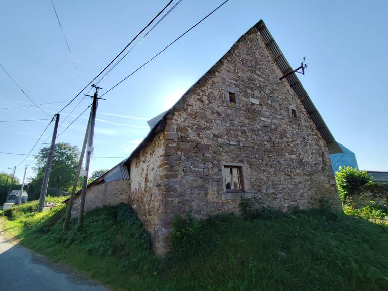 Ancienne maison en pierre — photo 1