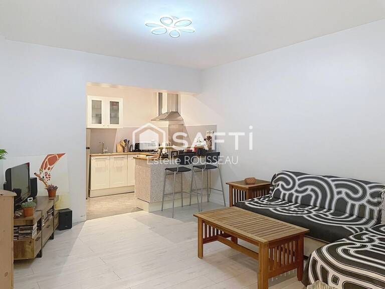 Investisseur! T2 de 39 m² vendu loué à 850 m RER A — photo 1