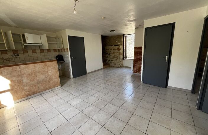 Maison en pierre de 8 pièces principales — photo 2