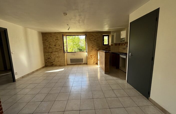 Maison en pierre de 8 pièces principales — photo 3