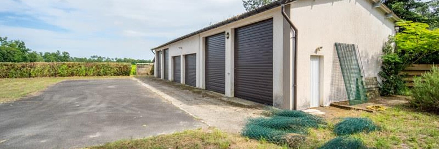 Immeuble   m² à vendre à Magescq (40140)