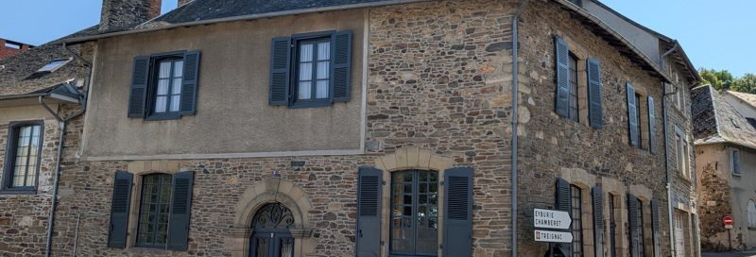 Maison 6 Pièces 212 m² à vendre à Uzerche (19140)