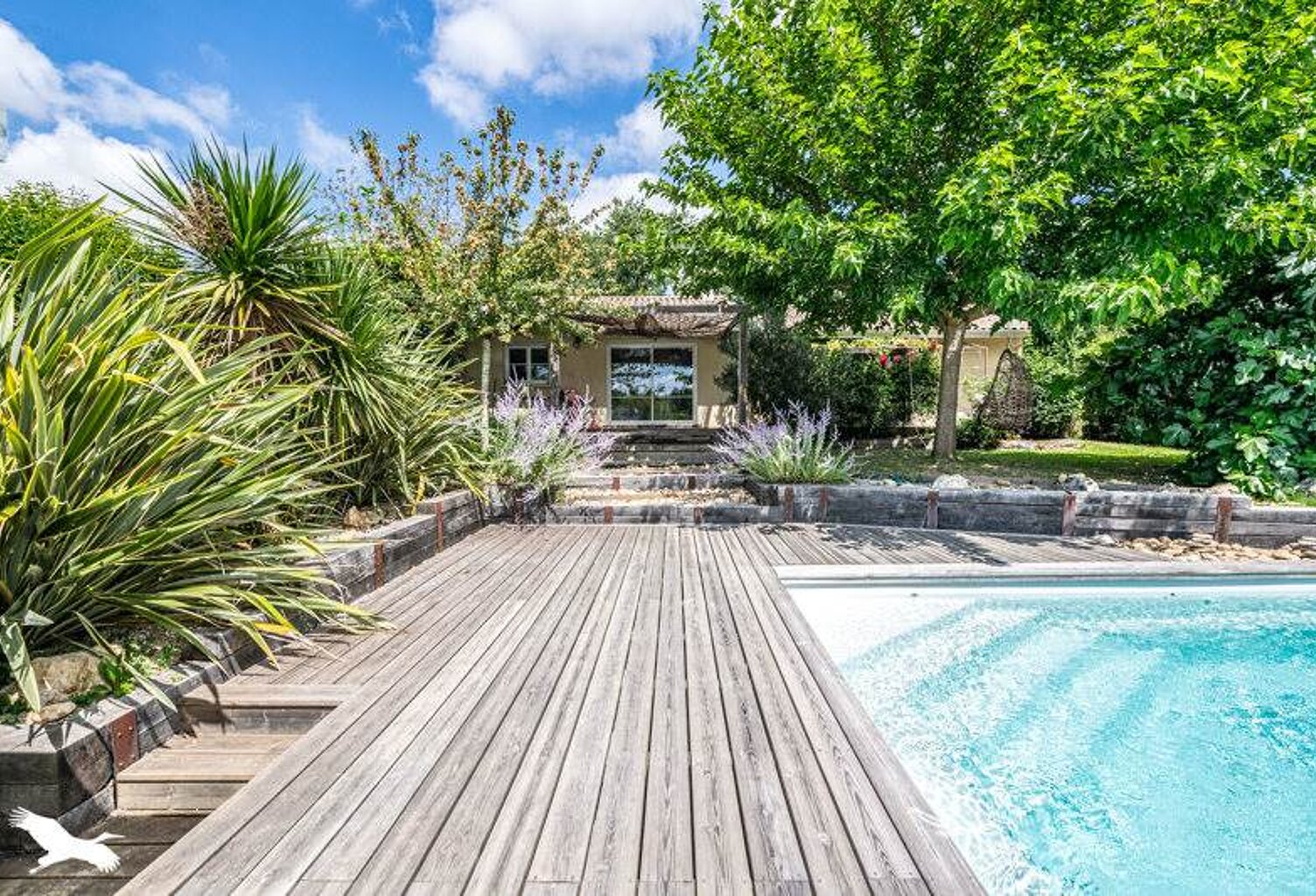 Contemporaine de 5 pièces principales — photo 1
