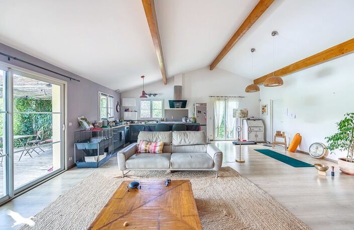 Contemporaine de 5 pièces principales — photo 2