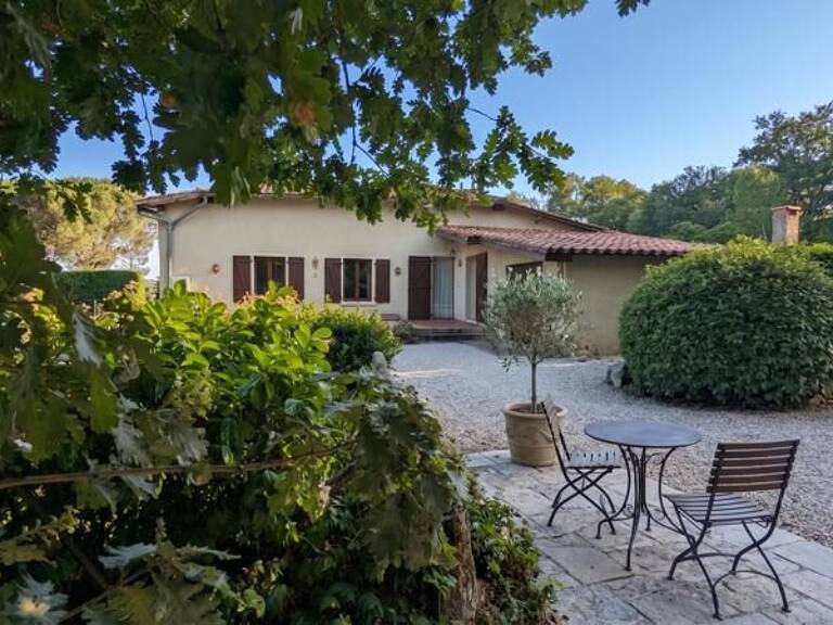 Maison de bourg de 5 pièces principales — photo 1
