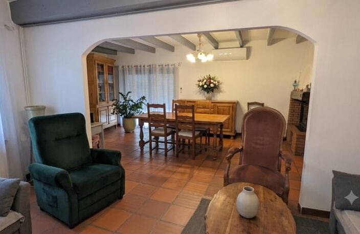 Maison de bourg de 5 pièces principales — photo 2